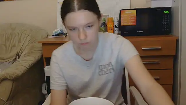 Snapshot of JessicaHolland1 chatting on July 2026 06:42:01 PM JessicaHolland1 online show from July 2026 06:42:01 PM