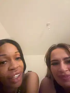 Rosie-B online show from April 2026 09:53:01 PM