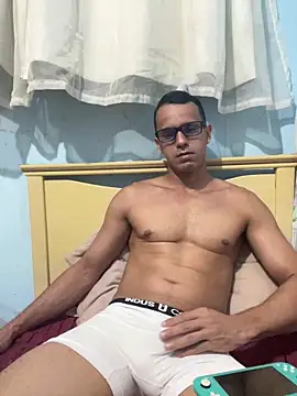LucasGostoso30 online show from April 2026 04:03:01 AM