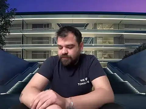 armandomoir online show from April 2026 11:17:01 AM