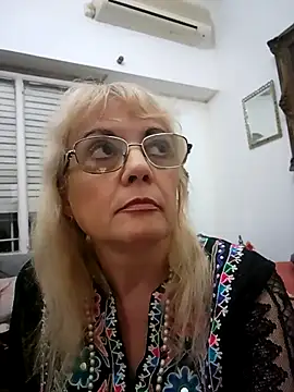 MatureElegantWidow online show from April 2026 11:52:02 PM