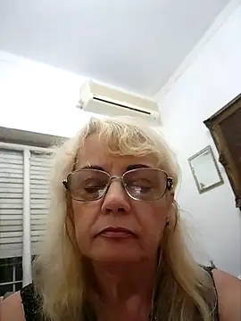 MatureElegantWidow online show from April 2026 01:00:01 AM