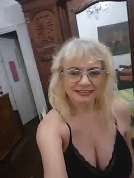 Snapshot of MatureElegantWidow chatting on June 2026 10:04:01 PM MatureElegantWidow online show from June 2026 10:04:01 PM