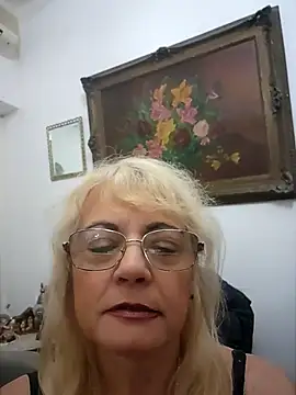 MatureElegantWidow online show from April 2026 11:53:01 PM