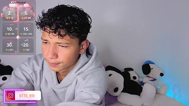 ETTE MOON online show from April 2026 11:55:01 PM