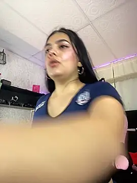 molly bick online show from April 2026 03:19:01 PM