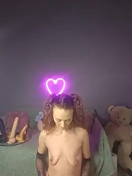 Bea doll online show from April 2026 09:49:02 PM