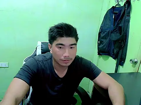 Hunkfireman online show from May 2026 12:31:01 AM