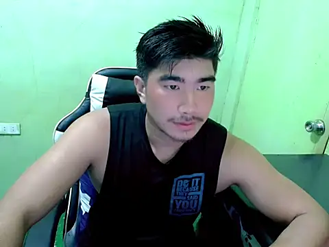 Snapshot of Hunkfireman chatting on July 2026 12:52:02 AM Hunkfireman online show from July 2026 12:52:02 AM