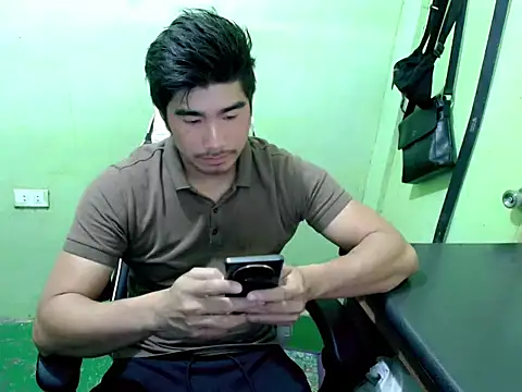 Snapshot of Hunkfireman chatting on June 2026 01:34:01 AM Hunkfireman online show from June 2026 01:34:01 AM