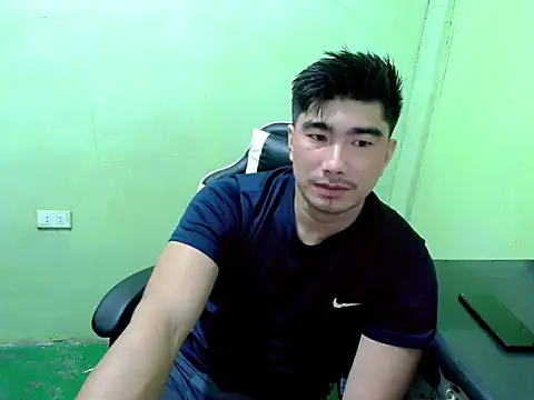 Snapshot of Hunkfireman chatting on July 2026 11:27:01 PM Hunkfireman online show from July 2026 11:27:01 PM