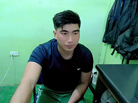 Hunkfireman online show from April 2026 01:25:02 AM