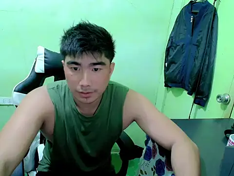 Hunkfireman online show from May 2026 12:41:01 AM