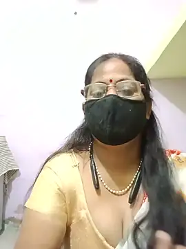 SEEMA 012 online show from May 2026 04:52:02 AM