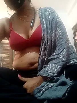 SWEETI HORNY50 online show from April 2026 10:39:01 AM