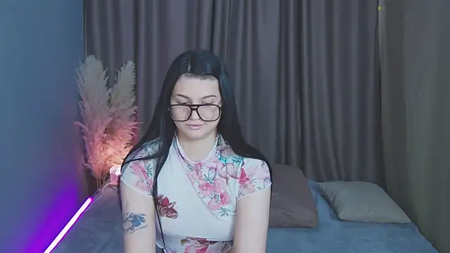 JennyJordans online show from June 2026 12:33:02 AM