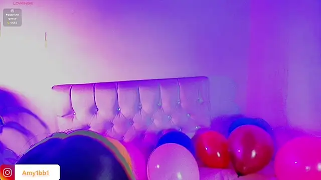 ammy gloww online show from April 2026 07:02:01 AM