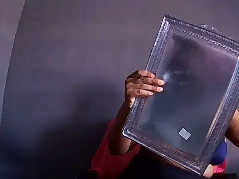 Snapshot of Submissive_Pricess chatting on April 2026 07:48:01 AM Submissive Pricess online show from April 2026 07:48:01 AM