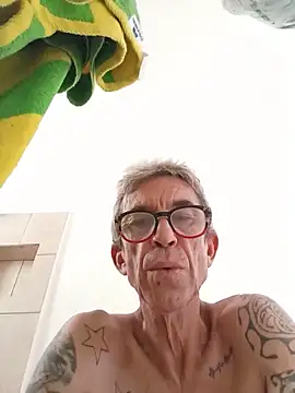 Snapshot of chris-sbh11 chatting on June 2026 08:03:02 PM chris-sbh11 online show from June 2026 08:03:02 PM