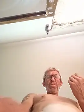 Snapshot of chris-sbh11 chatting on May 2026 07:14:01 PM chris-sbh11 online show from May 2026 07:14:01 PM