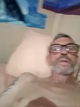 chris-sbh11 online show from April 2026 07:53:01 PM