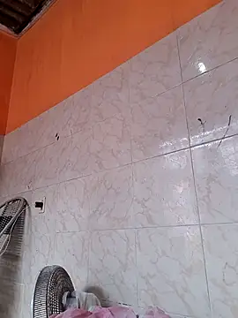 bbzinhas26 online show from April 2026 02:31:01 PM