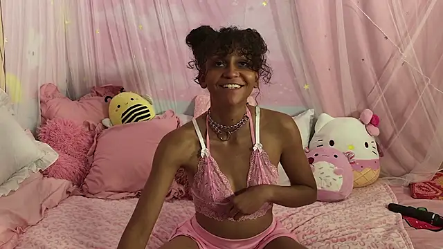 mia hart online show from May 2026 09:35:01 PM