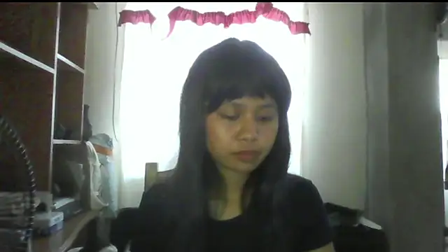 Snapshot of BethelScholnick chatting on April 2026 08:27:01 AM BethelScholnick online show from April 2026 08:27:01 AM