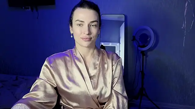 Kira  love1 online show from May 2026 06:49:01 PM