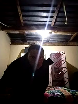 alphamale25 online show from April 2026 09:32:01 PM