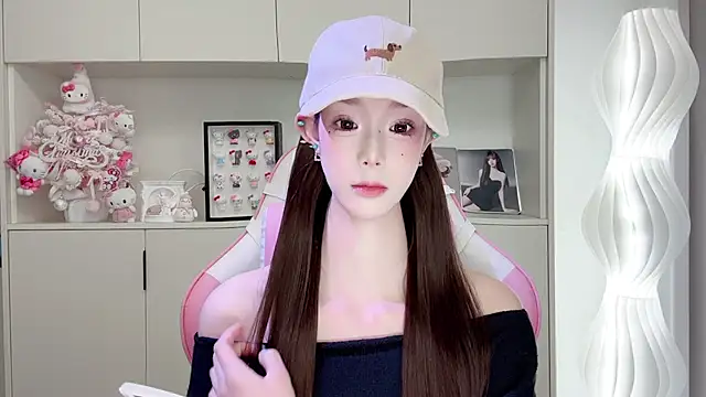 -Moonshine online show from April 2026 10:21:01 AM