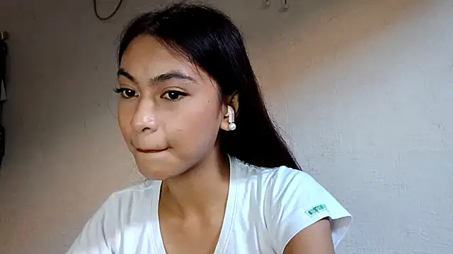 RosalindBrugler online show from April 2026 11:11:01 PM