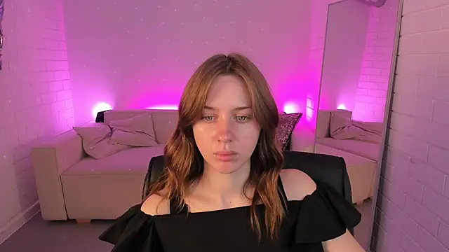 MeganClapp online show from May 2026 06:20:02 AM