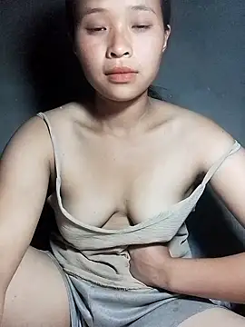 Snapshot of Liss-mimi chatting on June 2026 12:32:01 PM Liss-mimi online show from June 2026 12:32:01 PM