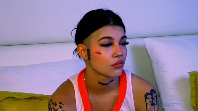 YasminnStorm online show from June 2026 04:23:02 AM