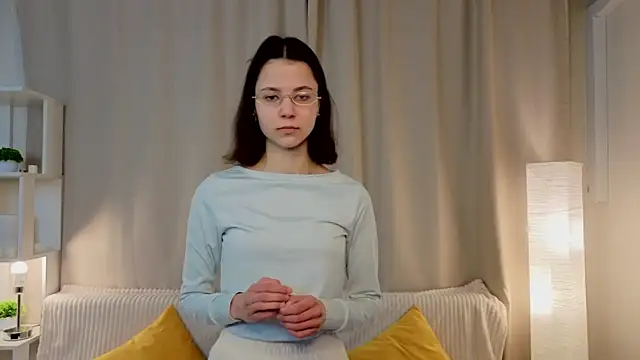 SheliaBinkley online show from April 2026 07:20:01 PM