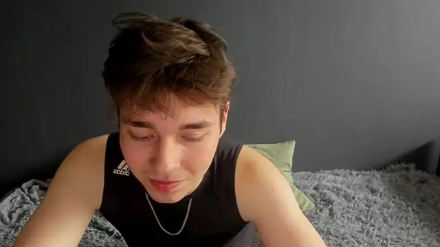 zeriax online show from April 2026 01:45:01 AM