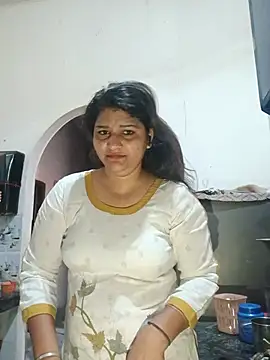 Snapshot of Riyashrma001 chatting on May 2026 03:56:01 AM Riyashrma001 online show from May 2026 03:56:01 AM