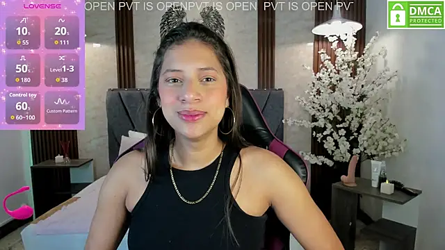 Snapshot of Atiena_ chatting on April 2026 07:29:01 PM Atiena online show from April 2026 07:29:01 PM