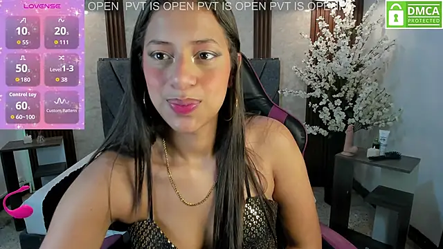 Snapshot of Atiena_ chatting on May 2026 11:10:02 PM Atiena online show from May 2026 11:10:02 PM
