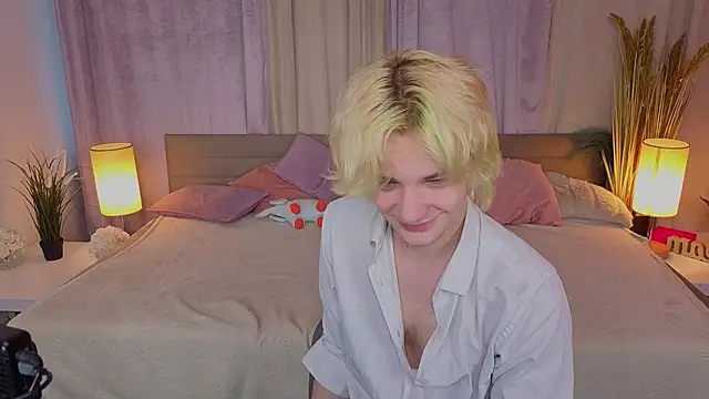 Snapshot of JameMilann chatting on April 2026 06:20:01 AM JameMilann online show from April 2026 06:20:01 AM