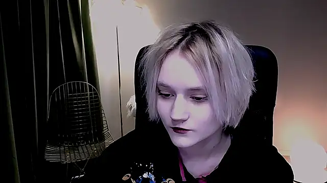 MicheleMarsh online show from April 2026 01:06:02 PM