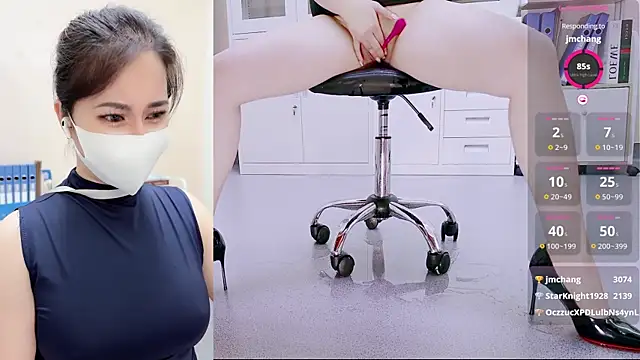 -Sophia-99 online show from May 2026 06:09:01 PM