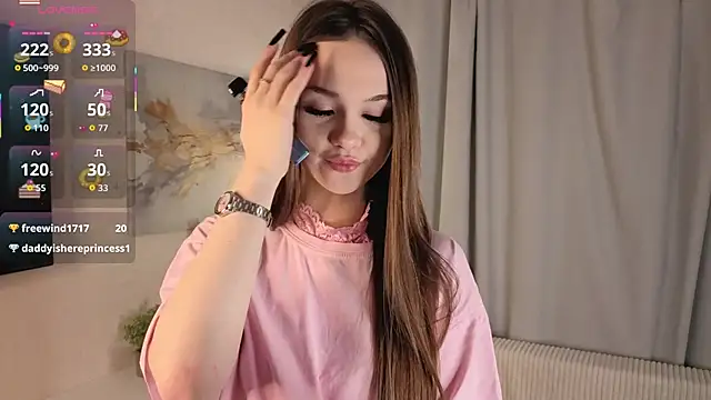 LuraPodraza online show from June 2026 04:07:01 PM