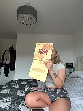 Snapshot of Alexiahaven chatting on April 2026 10:16:02 AM Alexiahaven online show from April 2026 10:16:02 AM