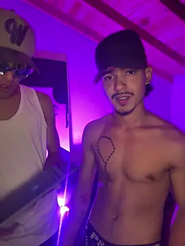 Cuteathleticboys online show from April 2026 11:52:01 PM