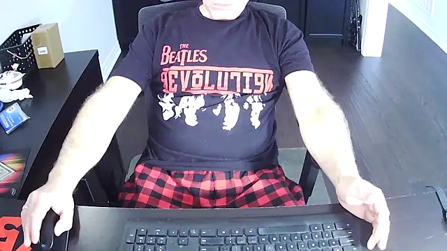 Snapshot of Shalun2000 chatting on April 2026 03:16:01 PM Shalun2000 online show from April 2026 03:16:01 PM