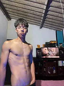 Snapshot of Nando-111 chatting on June 2026 03:39:01 AM Nando-111 online show from June 2026 03:39:01 AM
