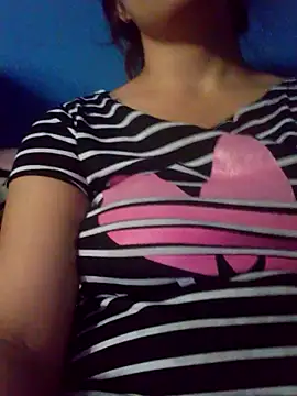 Snapshot of Ivett450 chatting on April 2026 09:49:01 AM Ivett450 online show from April 2026 09:49:01 AM