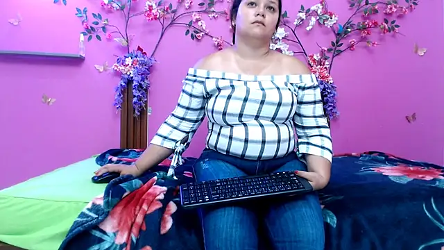 starfishanal21 online show from May 2026 07:39:02 PM